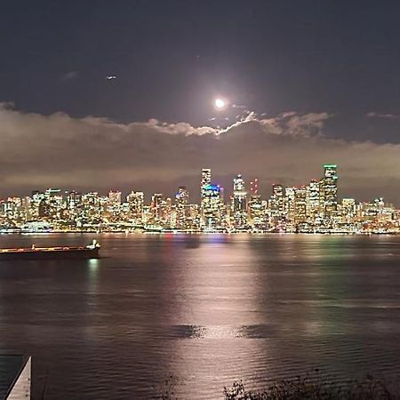 180 Degree, Unobstructed Bluff View! Apartment Seattle Exterior photo