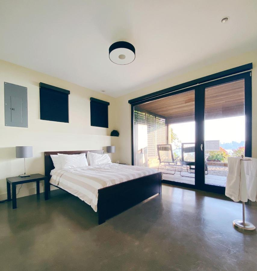 180 Degree, Unobstructed Bluff View! Apartment Seattle Exterior photo